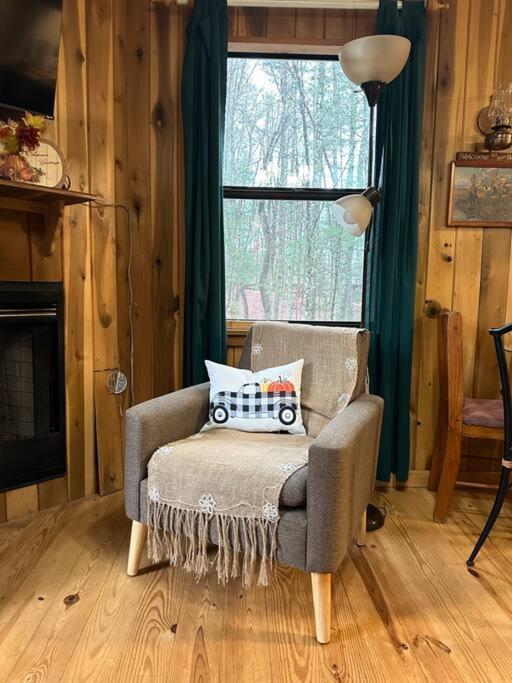 Private Cozy Cabin In The Woods With Great View Мърфи Екстериор снимка