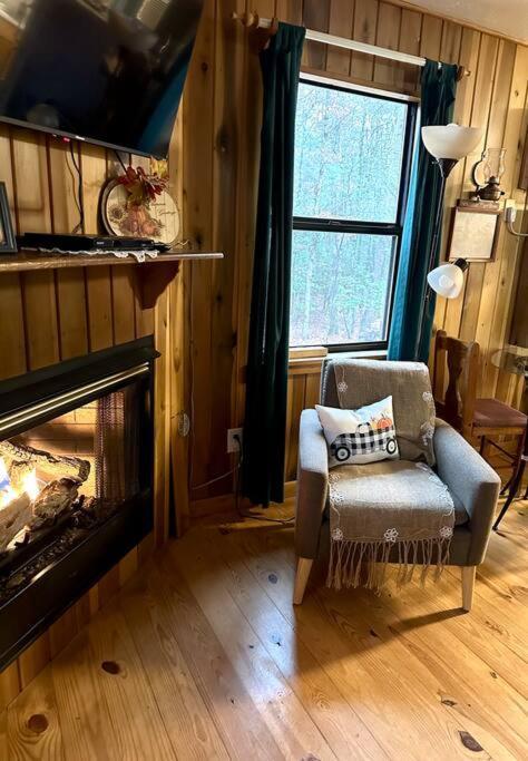 Private Cozy Cabin In The Woods With Great View Мърфи Екстериор снимка
